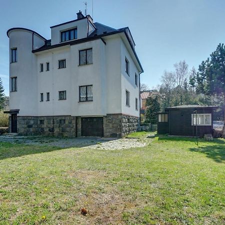 Vila Sik Нове Место-на-Мораві Екстер'єр фото